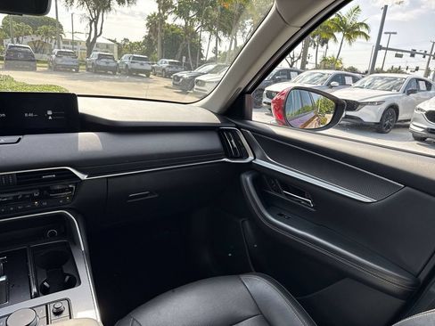Used 2025 MAZDA CX-90 Plug-In Hybrid w/ Preferred AWD/4WD image 15