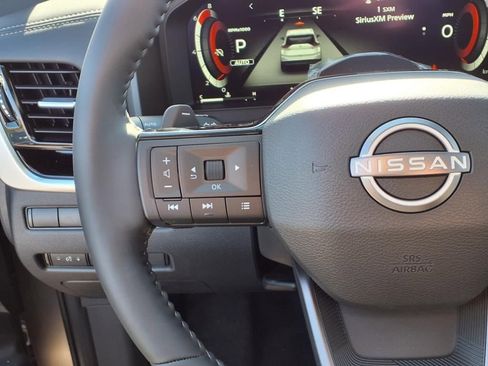 Certified 2025 Nissan Rogue SL w/ Tech Package image 17