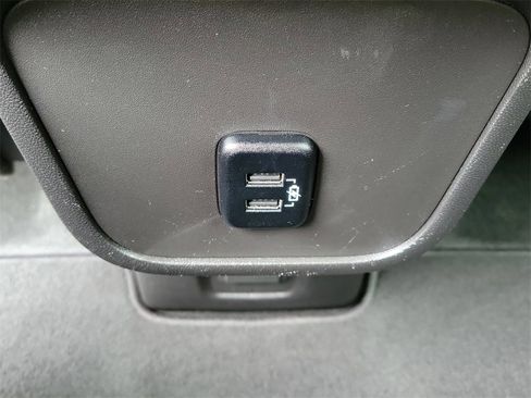 Used 2018 GMC Terrain SLT w/ LPO, Cargo Package image 18