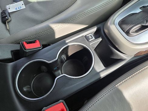 Used 2013 Buick Verano FWD image 36