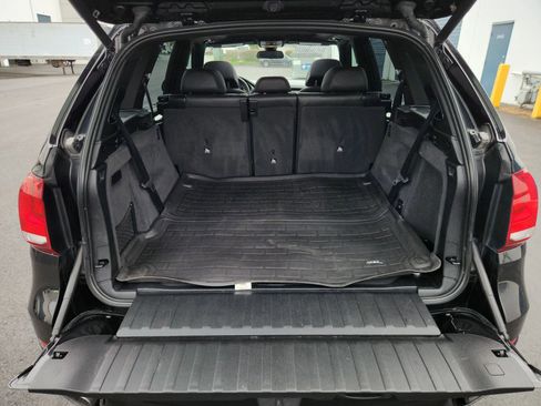 Used 2016 BMW X5 xDrive50i w/ M Sport AWD/4WD image 25