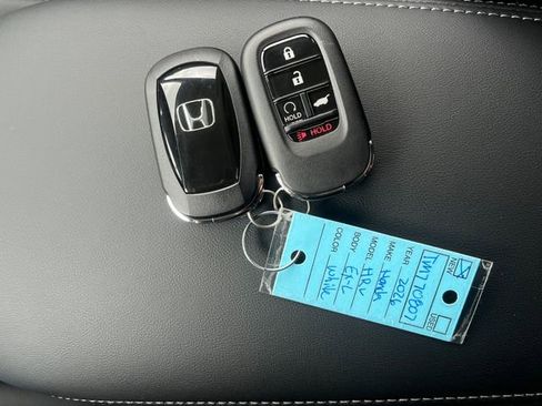 New 2026 Honda HR-V EX-L image 32