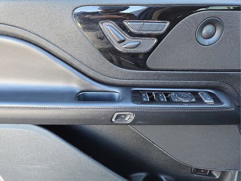 Used 2024 Lincoln Aviator Reserve image 21