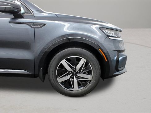 Used 2023 Kia Sorento EX w/ Panoramic Sunroof Package image 33