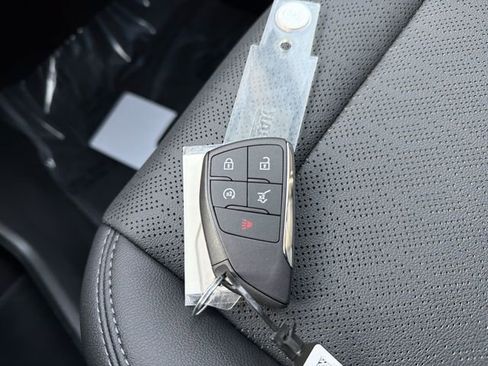 New 2026 Chevrolet Equinox LT w/ Convenience Package II image 36