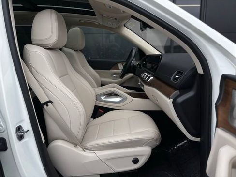 Certified 2022 Mercedes-Benz GLS 450 4MATIC image 97