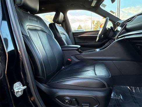 Used 2024 Jeep Grand Cherokee Overland w/ Trailer Tow Package image 15