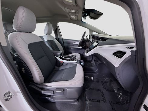 Used 2020 Chevrolet Bolt LT image 27