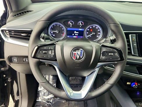 Used 2022 Buick Enclave Essence w/ Sport Touring Edition image 12