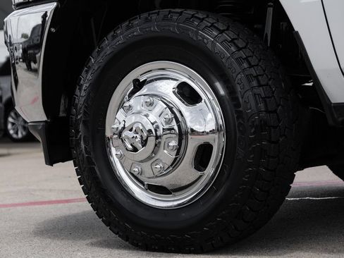 Used 2024 RAM 3500 Tradesman w/ Chrome Appearance Group AWD/4WD image 53