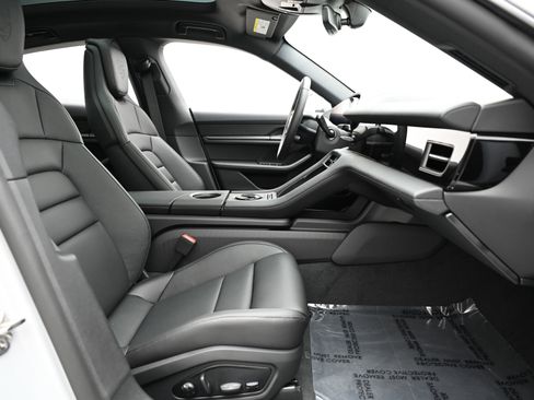 Certified 2025 Porsche Taycan image 22