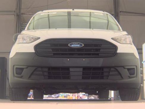 Used 2020 Ford Transit Connect XL image 4