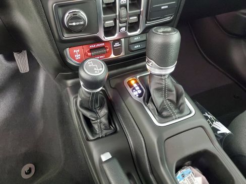 New 2026 Jeep Wrangler Unlimited Sport AWD/4WD image 18