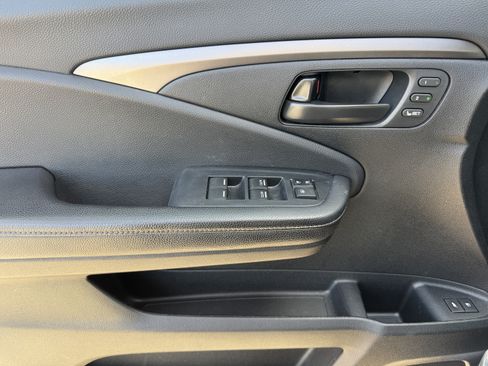 Used 2022 Honda Passport EX-L image 9