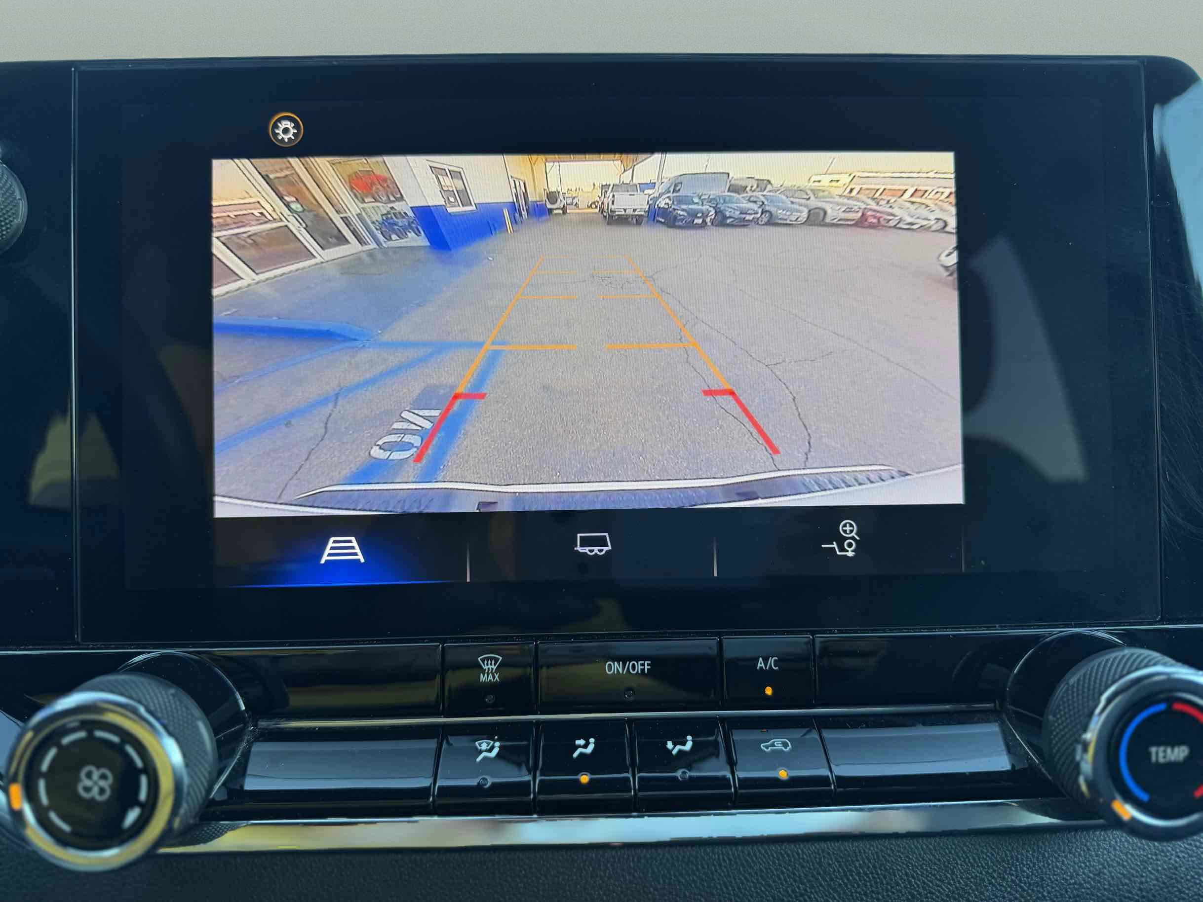 Used 2023 Chevrolet Colorado W/T RWD image 15