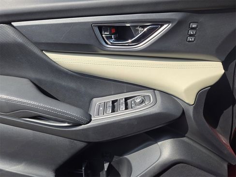 Used 2022 Subaru Ascent Limited w/ Technology Package image 24