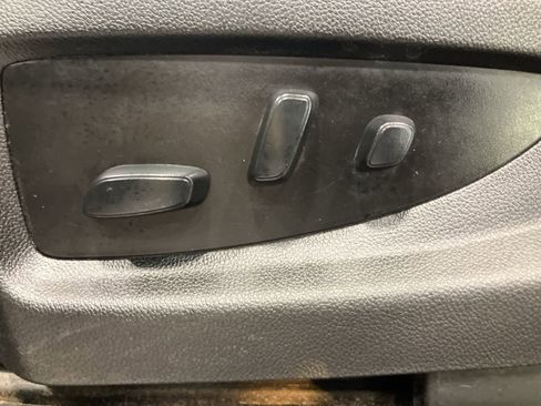 Used 2018 Chevrolet Silverado 1500 LTZ Z71 w/ LTZ Plus Package image 13