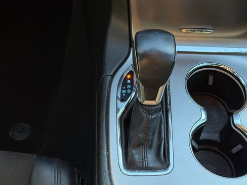 Certified 2020 Jeep Grand Cherokee Altitude image 25