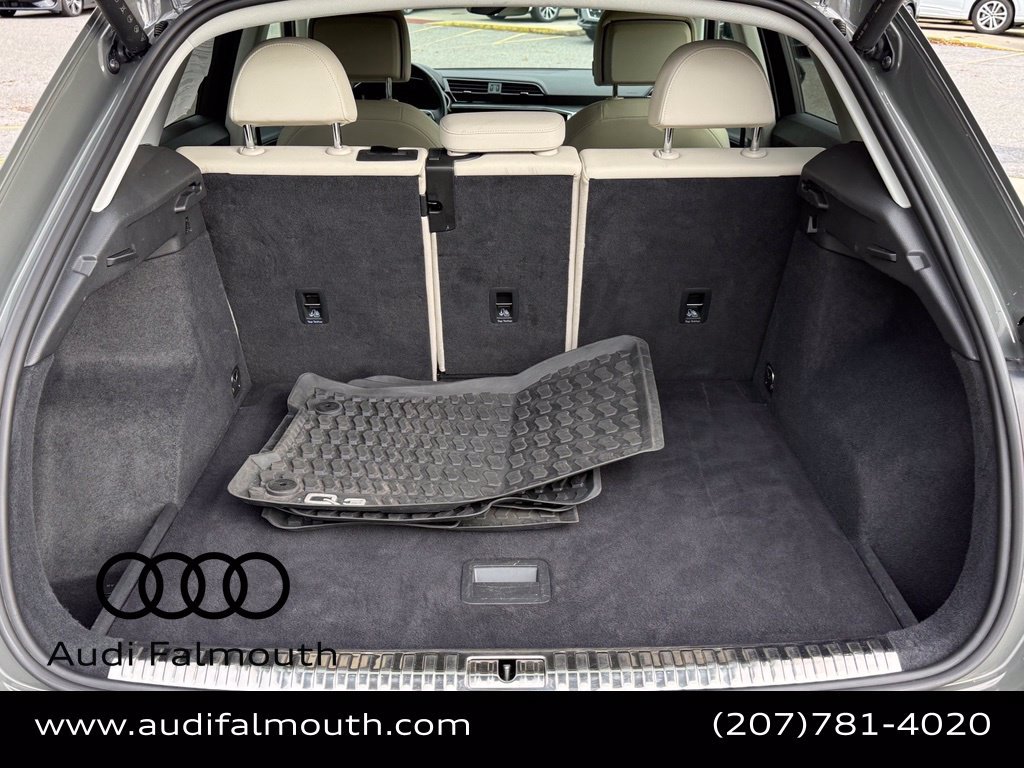Used 2021 Audi Q3 2.0T Premium w/ Convenience Package AWD/4WD image 17