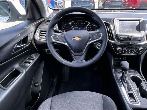 Used 2023 Chevrolet Equinox LT image 17