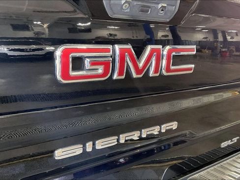 Used 2019 GMC Sierra 1500 SLT AWD/4WD image 40