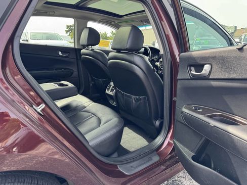 Used 2017 Kia Optima EX w/ Premium Package image 33