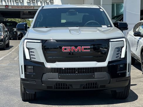New 2026 GMC Sierra EV Elevation image 3