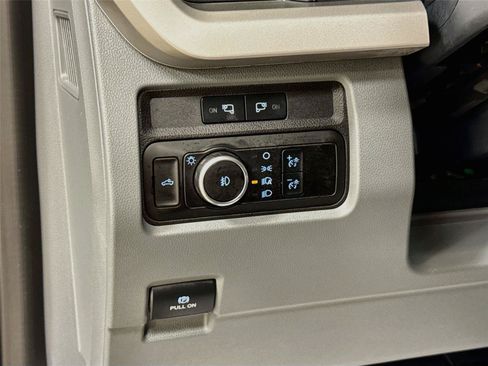 Used 2024 Ford F250 XLT w/ FX4 Off-Road Package AWD/4WD image 10
