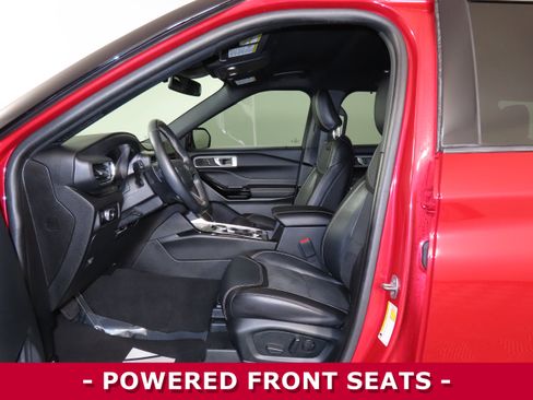Used 2023 Ford Explorer ST image 4
