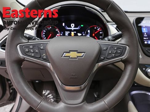 Used 2024 Chevrolet Malibu LT FWD image 10