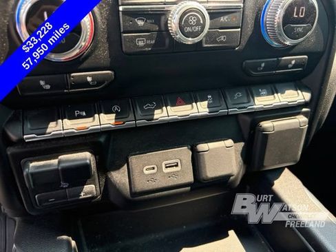 Used 2020 GMC Sierra 1500 Elevation w/ Elevation Value Package AWD/4WD image 22