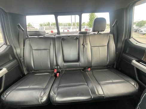 Used 2019 Ford F150 Lariat w/ Equipment Group 502A Luxury AWD/4WD image 20