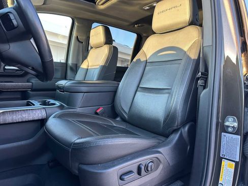 Used 2022 GMC Sierra 2500 Denali w/ Denali Ultimate Package image 21