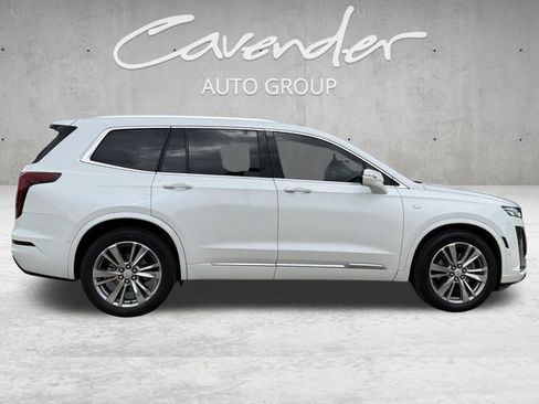 Used 2024 Cadillac XT6 Premium Luxury w/ Technology Package FWD image 17