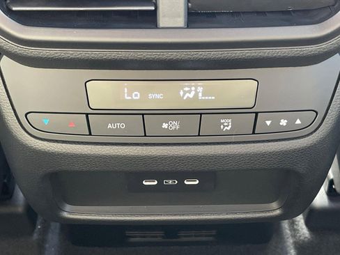 New 2025 Honda Pilot EX-L image 28