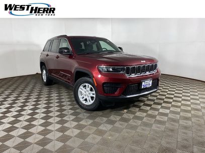 Used 2025 Jeep Grand Cherokee Laredo w/ Luxury Tech Group I