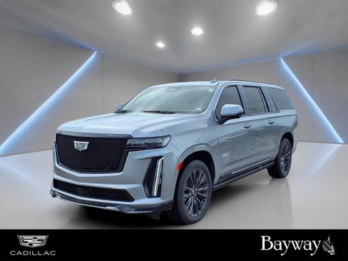 Certified 2023 Cadillac Escalade ESV V w/ LPO, ONYX Package AWD/4WD image 1