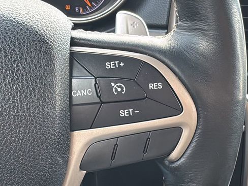 Used 2016 Jeep Grand Cherokee Limited AWD/4WD image 27
