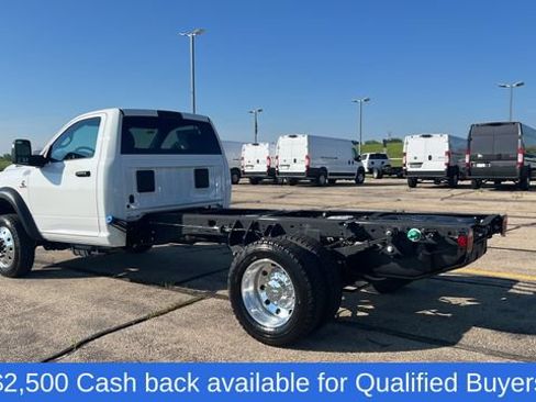 New 2026 RAM 5500 Tradesman w/ Chrome Appearance Group AWD/4WD image 6