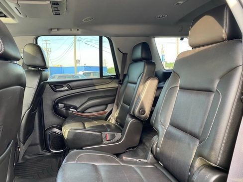 Used 2016 GMC Yukon SLT w/ Open Road Package AWD/4WD image 17