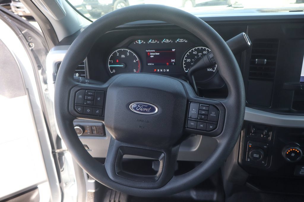 Used 2024 Ford F250 XL w/ STX Appearance Package AWD/4WD image 23