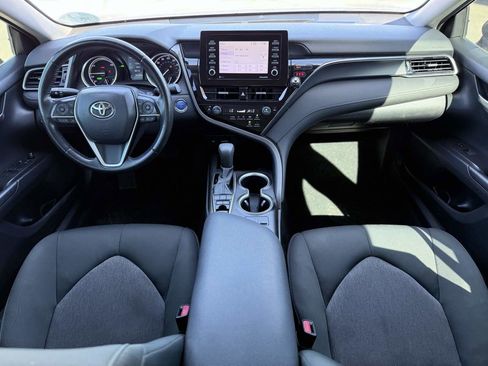 Used 2022 Toyota Camry LE w/ Cold Weather Package FWD image 14