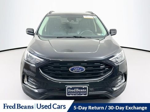 Used 2022 Ford Edge SEL w/ Sport Appearance Package AWD/4WD image 2