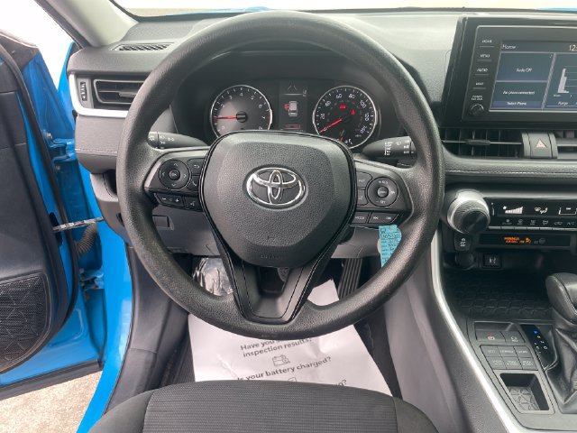 Used 2019 Toyota RAV4 LE AWD/4WD image 23