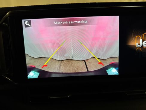 Used 2026 Jeep Gladiator Mojave AWD/4WD image 21