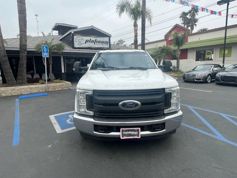 Used 2017 Ford F350 XL w/ Power Equipment Group RWD image 2