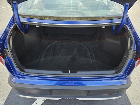 Used 2025 Kia K4 LXS image 17