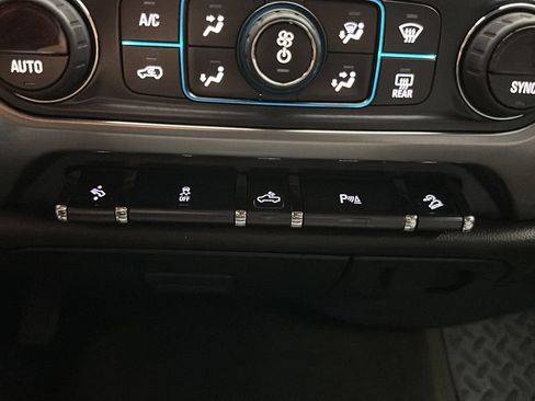 Used 2015 Chevrolet Silverado 1500 LT w/ All Star Edition AWD/4WD image 30