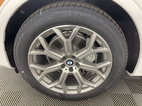 Certified 2024 BMW X7 xDrive40i w/ Parking Assistance Package AWD/4WD image 10