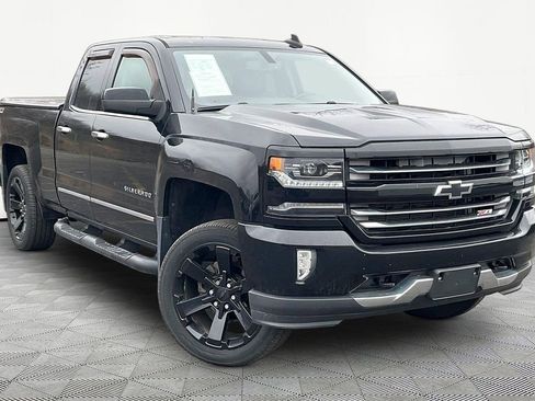 Used 2016 Chevrolet Silverado 1500 LTZ Z71 image 3